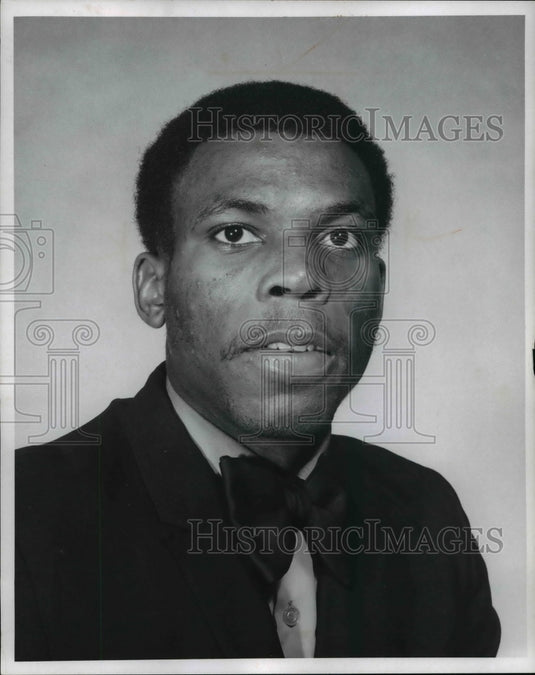 1971 Press Photo Jim Abrams with East Tech basketball in Ohio. - cvb44880 - Historic Images