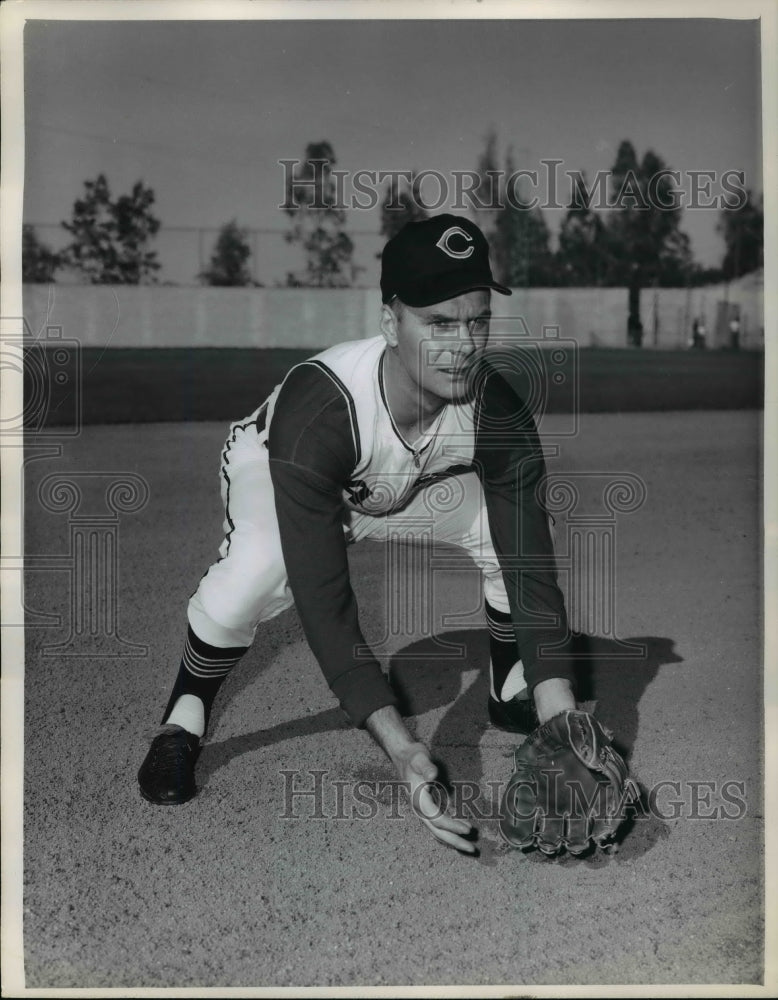 1974 Press Photo Jerry Kindall, Infielder, Cleveland Indians - cvb45006- Historic Images