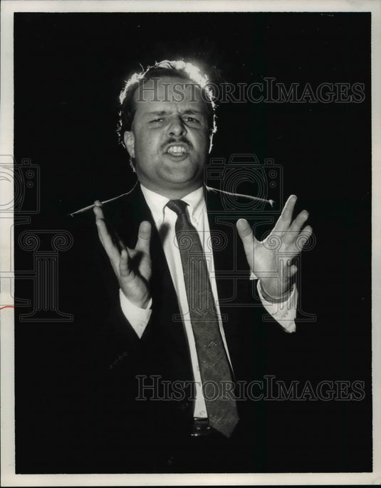 1989 Press Photo Steve Hoffman in the title role of TARTUFFE - cvb45189 - Historic Images