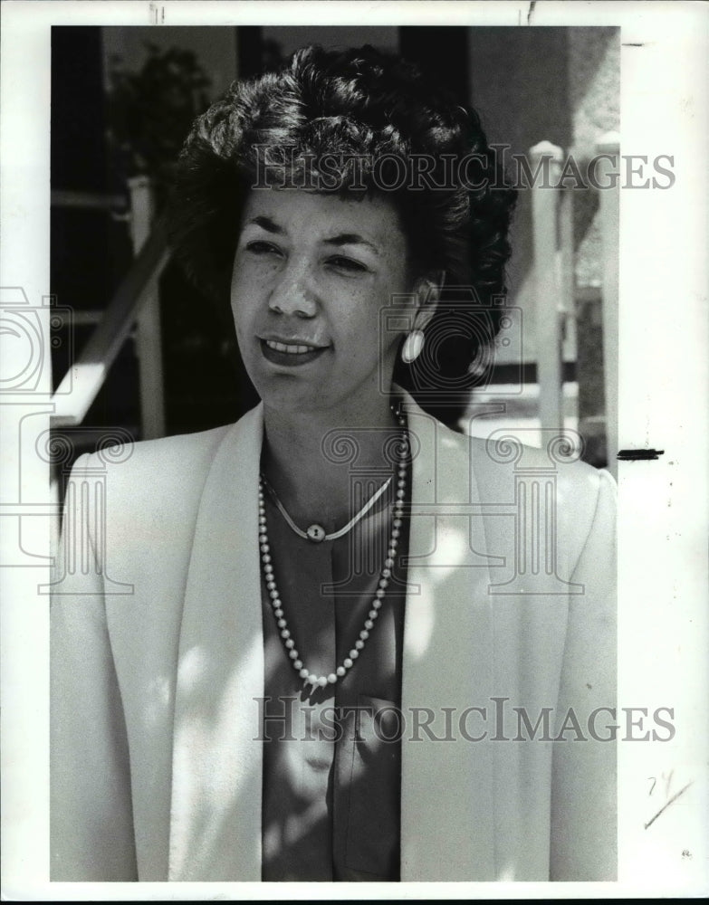 1989 Press Photo Doxier Jelks, president of Cleveland area real state brokers - Historic Images