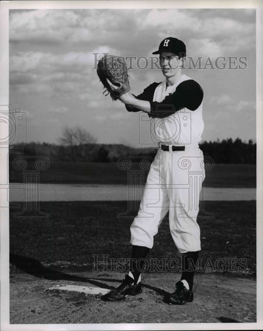 1965 Press Photo Bill Reed of 3334 Brookdale Parma-Hiram baseball player - Historic Images