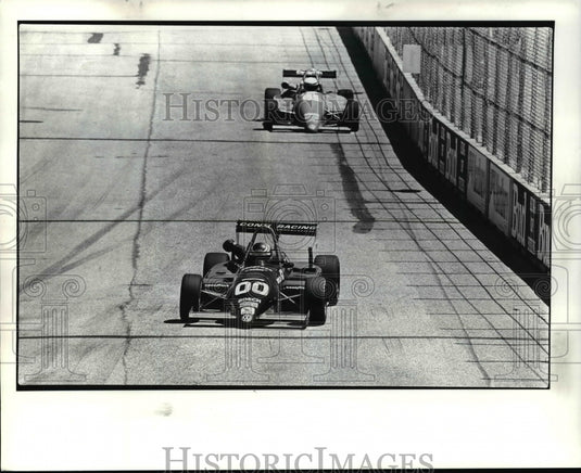 1988 Press Photo Winner the Super Vee