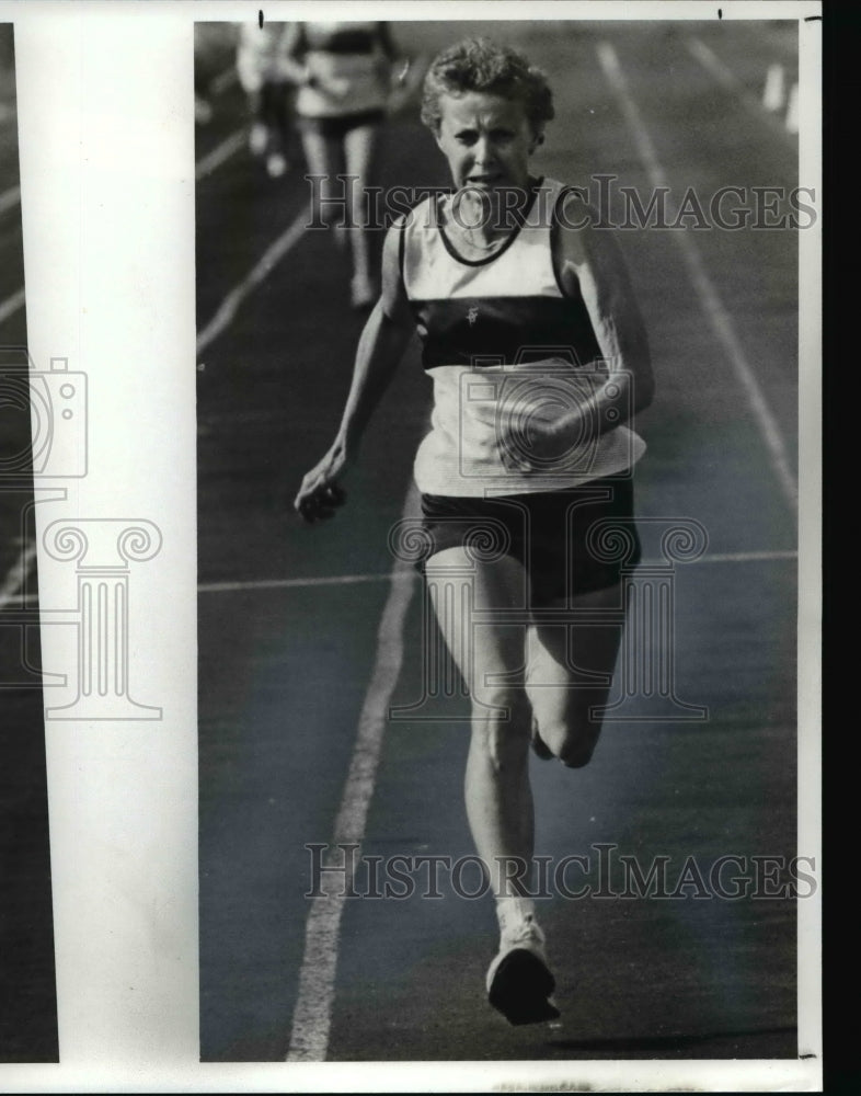 1982 Press Photo Flo Reardon-running events champion - cvb46479 - Historic Images