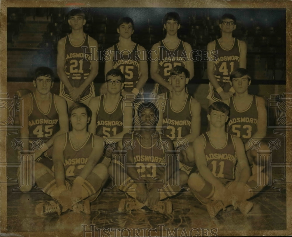 1970 Press Photo Wadsworth basketball team members - cvb46912- Historic Images