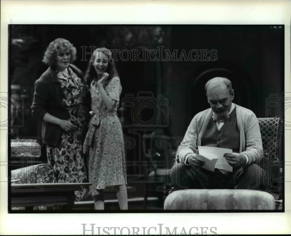 1990 Press Photo O.U. School of Theater production of YOU CAN&#39;T TAKE IT WITH YOU - Historic Images