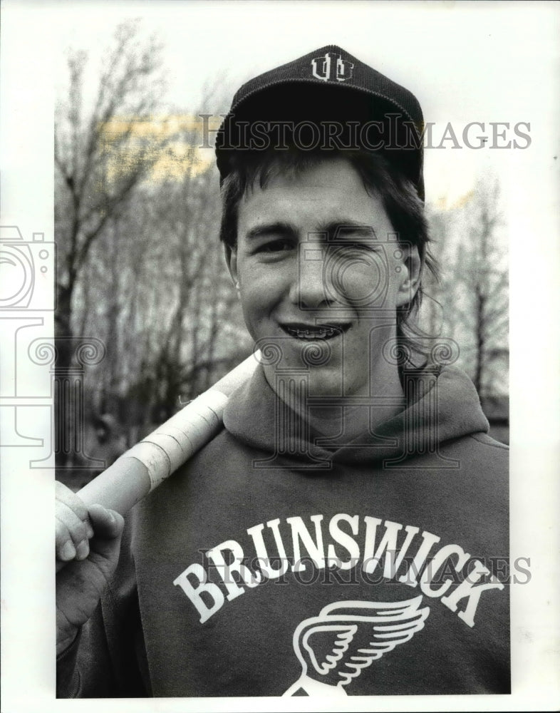 1988 Press Photo Scott Merrill, Brunswick Pole vaulter - cvb47346 - Historic Images