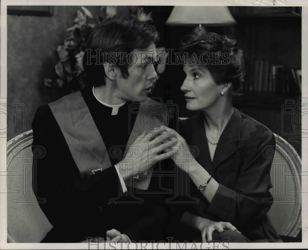 1991 Press Photo John Curry &amp; Jennifer Harmon in You Touched Me, plays - Historic Images