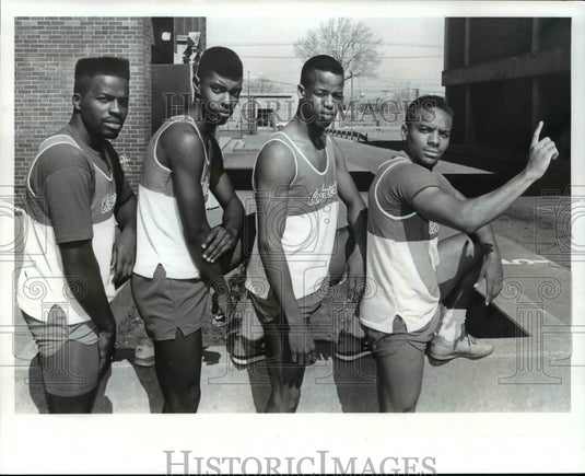 1989 Press Photo Collinwood High Track-4X100 relay-Jones, Davis, Carley, Jones - Historic Images