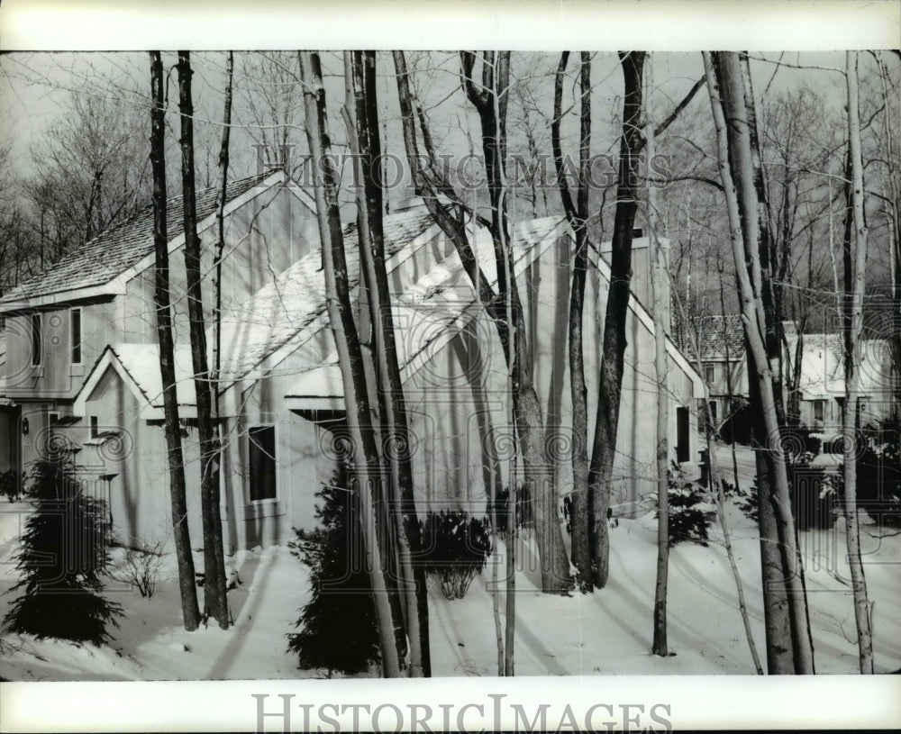 Press Photo Snow Ridge Village at Jack Frost Mountain Resort,Haven for Skiers - Historic Images