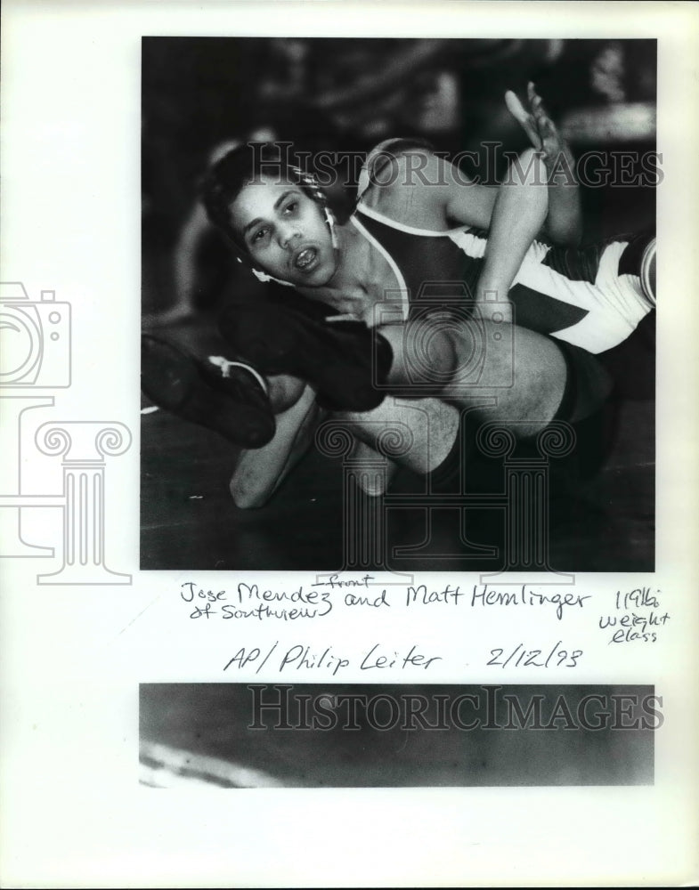 1993 Press Photo Jesse Mendez and Matt Hemlinger, 119 Weight class wrestling - Historic Images