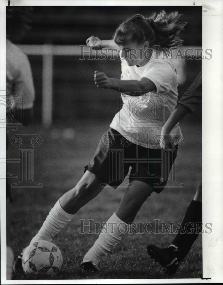 1989 Press Photo Westlake Jenny Psota kicked this one in for a score - Historic Images