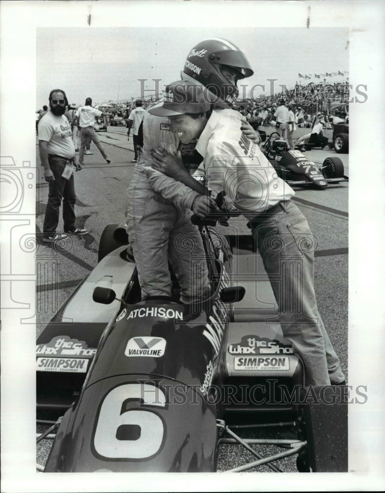 1987 Press Photo Super V race champ-Atchison and crew chief Vandesandt - Historic Images
