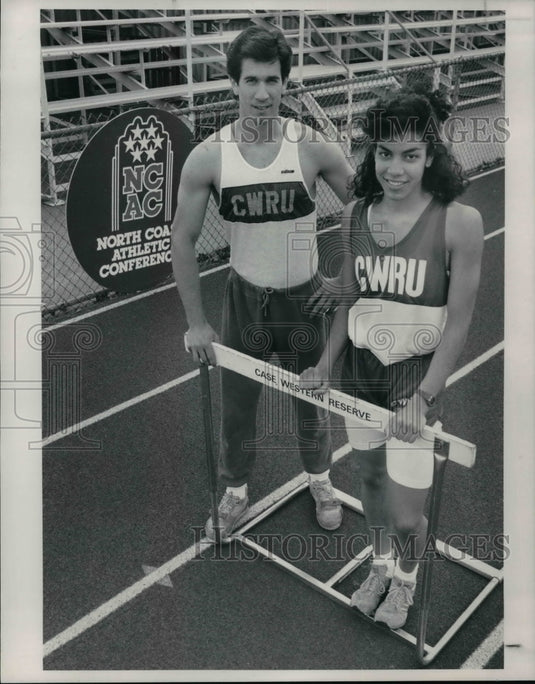 Press Photo Kevin Luthy and Lisa Encarnacion-1991 CWRU Track and Field - Historic Images