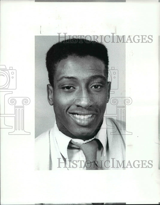 Press Photo Richard Robertson-Warrensville grapple - cvb48902 - Historic Images
