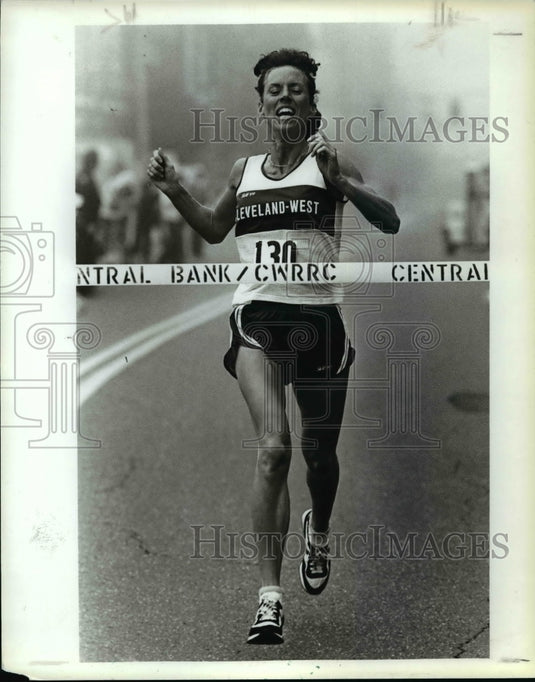 Press Photo Nancy Noonan - cvb49100 - Historic Images
