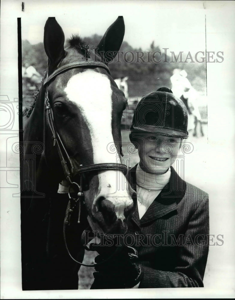 1984 Press Photo Kathy Mavec on Pony Eaves Drop at Prescott Horse Show - Historic Images