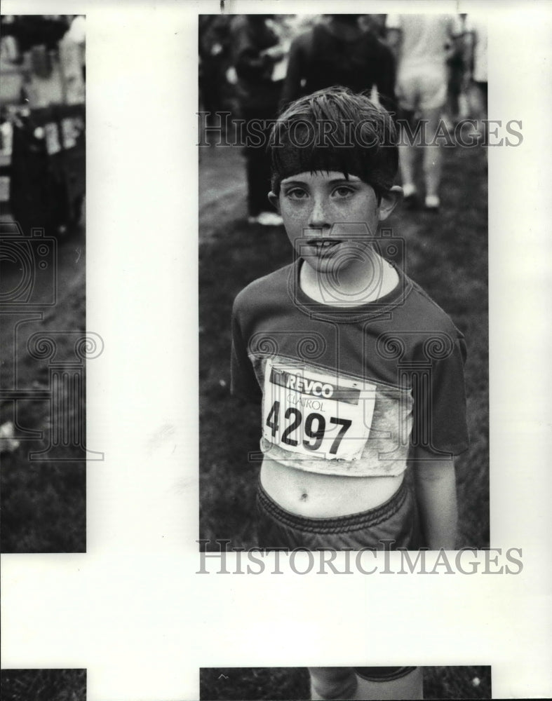 1984 Press Photo Richard St. Bernard, Runner in the 10 K - cvb49532 - Historic Images