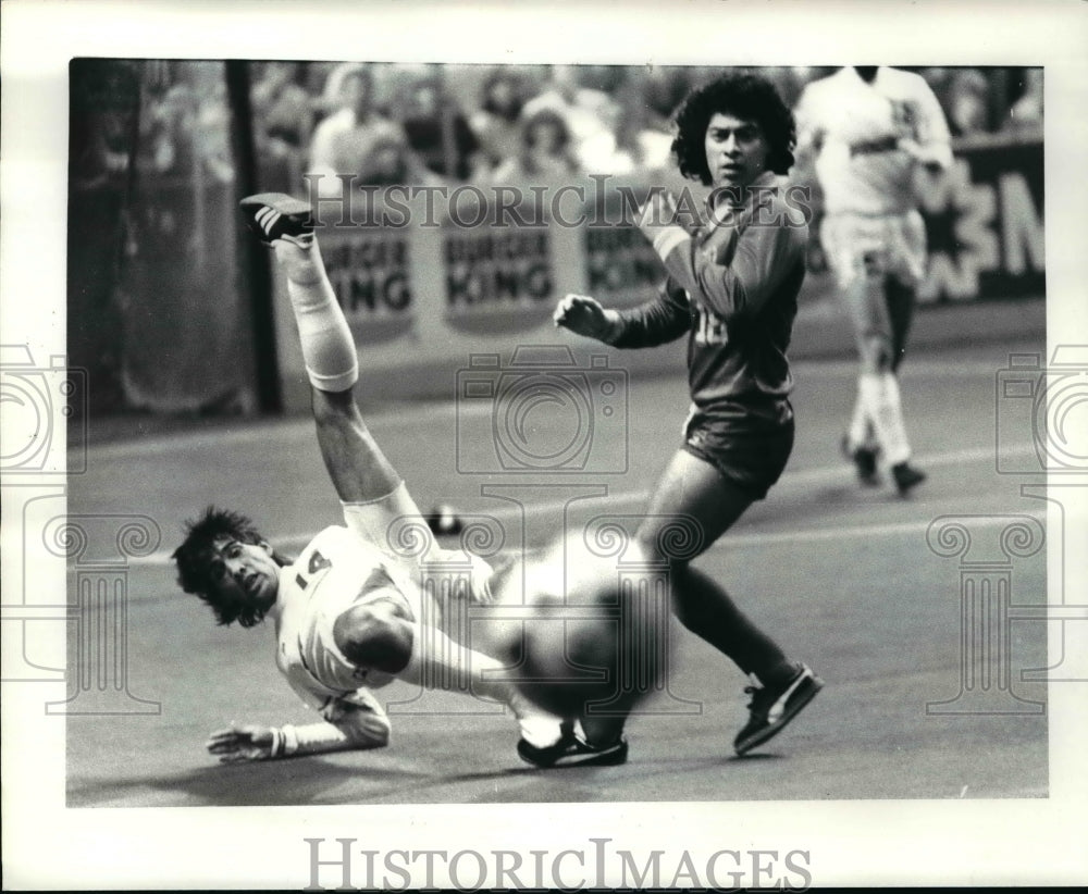 1985 Press Photo Cleveland against San Diego soccer opener - cvb49647 - Historic Images