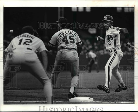 1990 Press Photo: Alex Cole,