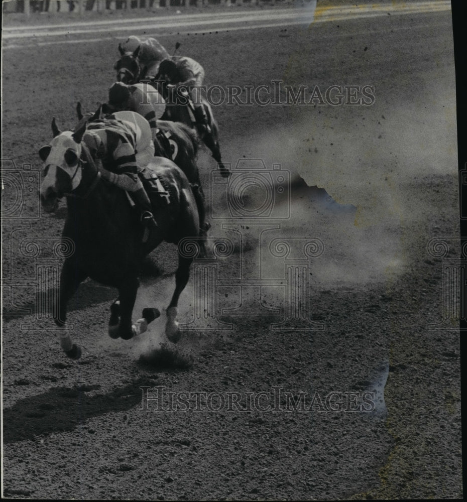 1964 Horse Racing-Historic Images