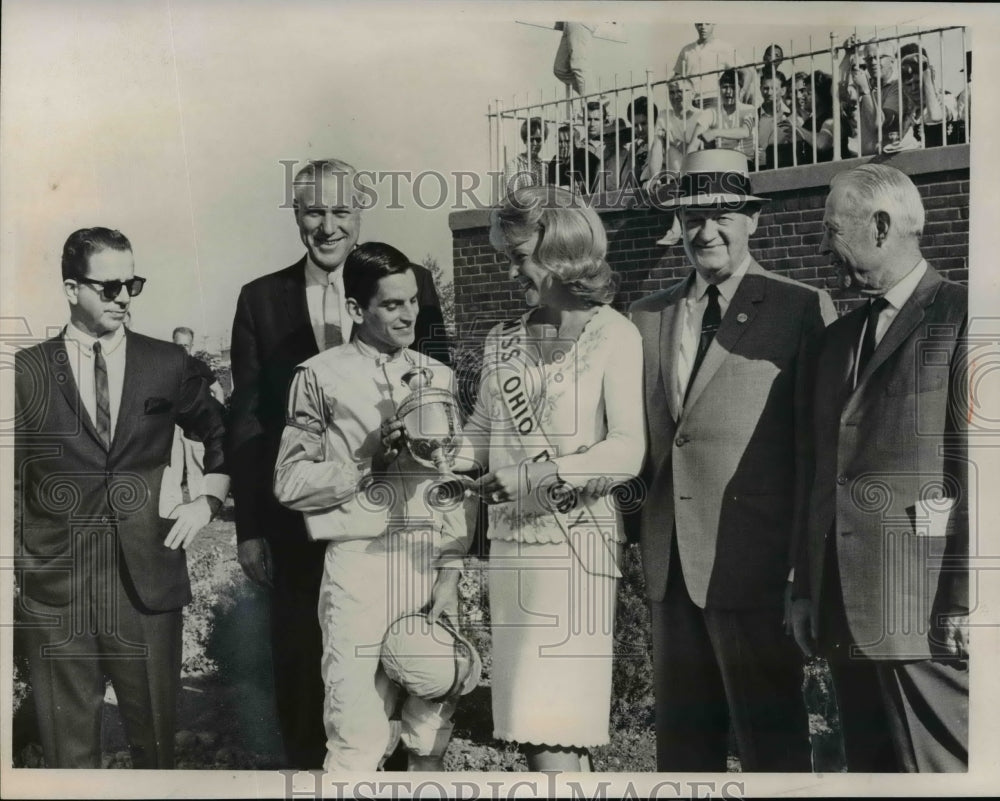 1966 Press Photo Horses-Runners Ohio Derby 1966 - cvb50262 - Historic Images