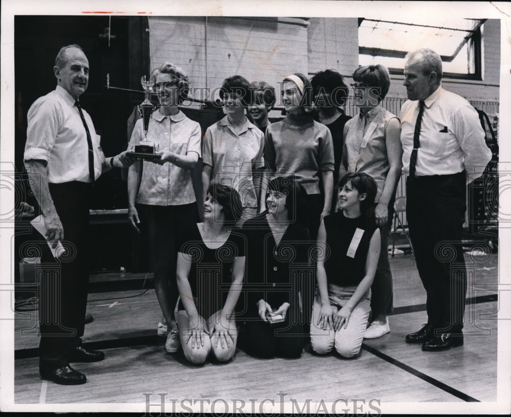 1967 Press Photo High School gymnastic team. - cvb50529 - Historic Images