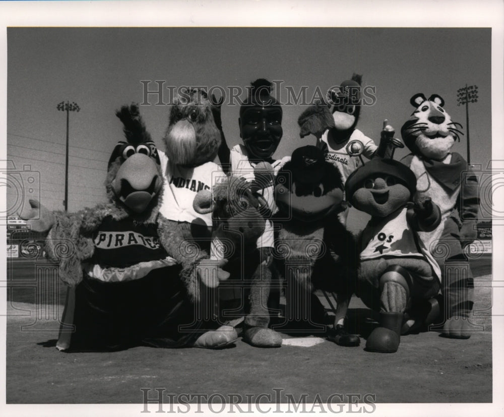 Press Photo Tony The Tiger &amp; Six Other Major League Baseball Mascots - Historic Images