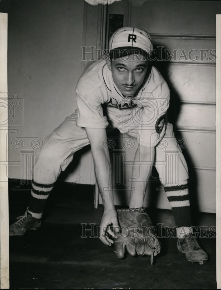 1943 Press Photo Stan Mallik, Reliance Motor - cvb50941 - Historic Images