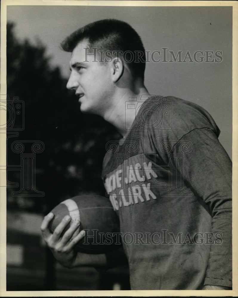 1957 Press Photo Jack Fialko of the Cleveland Merchants the leading Groundgainer - Historic Images