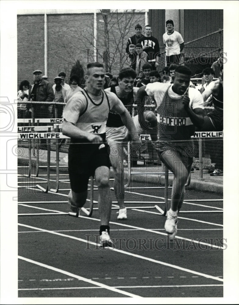 1990 Press Photo Russ Pernus, Painesville Riverside High Track Runner- Historic Images