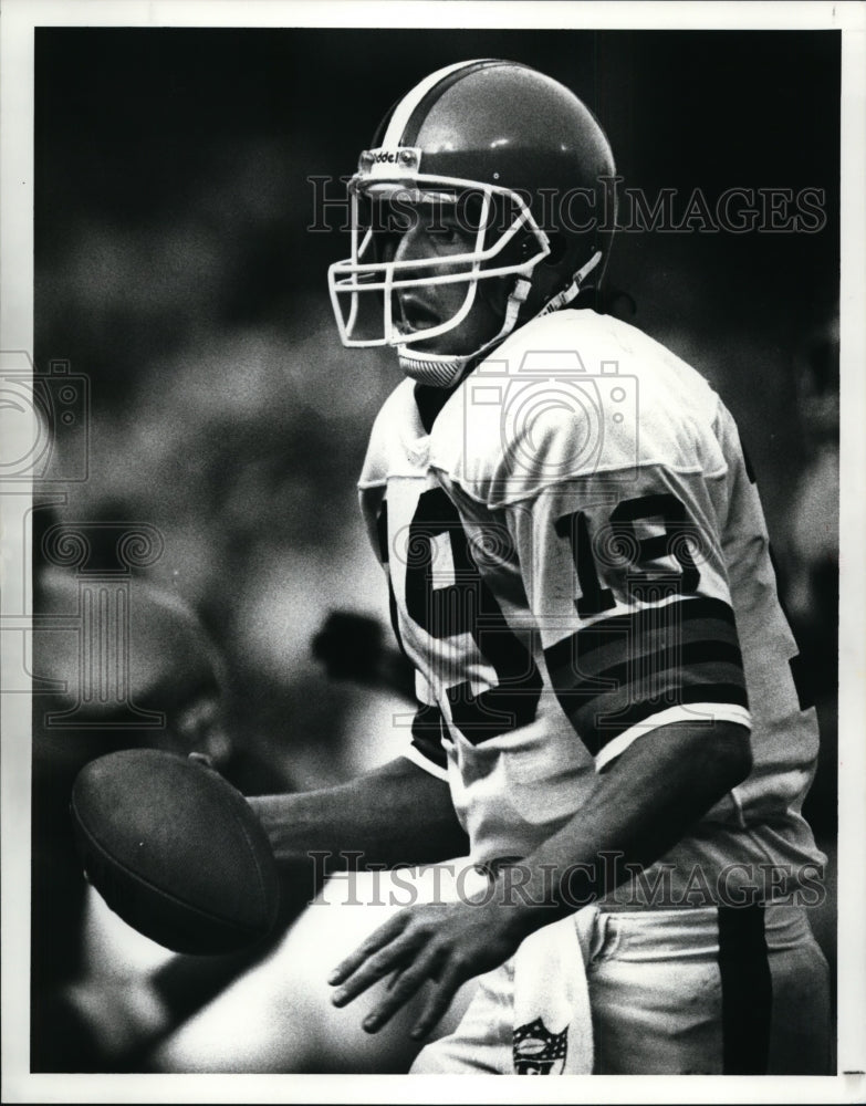 1989 Press Photo Browns football player-Bernie Kosar - cvb51435-Historic Images