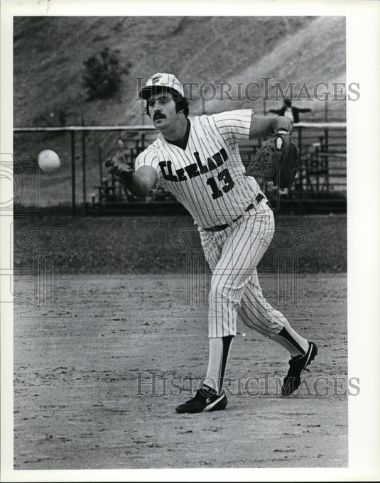 Press Photo Dana Andy, Pitcher - cvb51813 - Historic Images