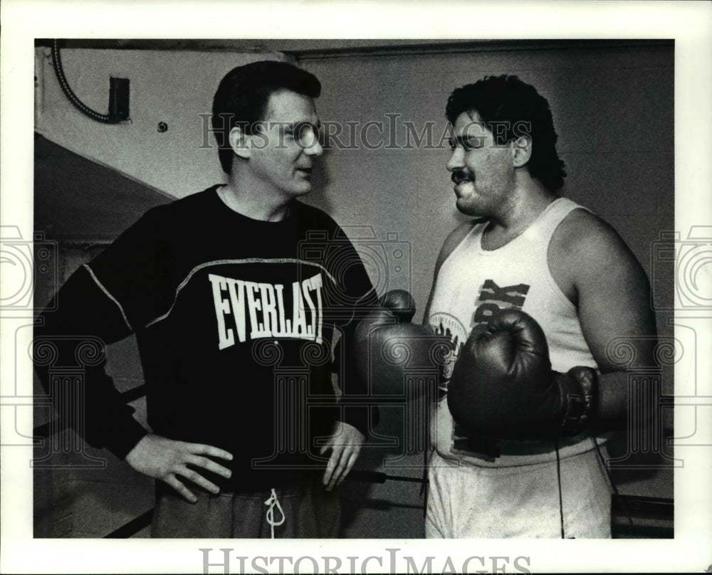 1990 Press Photo John Grohe and Bob Pinzone. - cvb51862- Historic Images