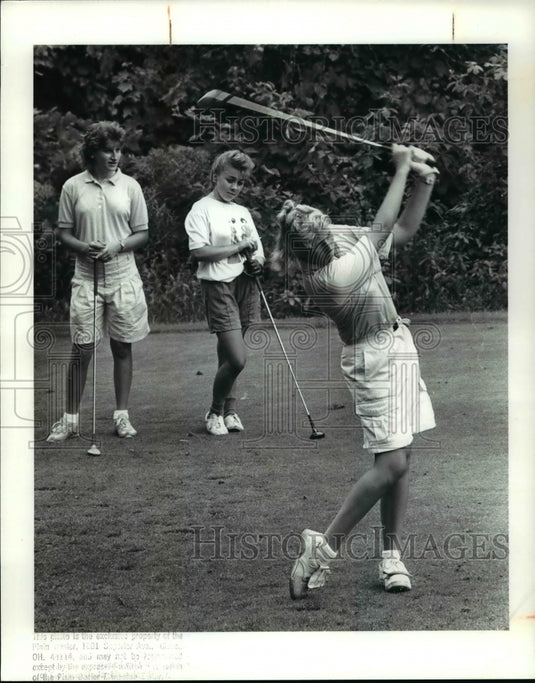 1988 Press PhotoOn tee Jennifer Lundblad, Melanie Mrcozynski (L) & Debi Germaine- Historic Images
