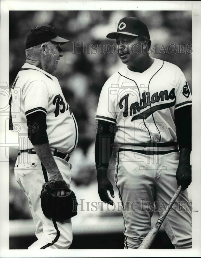 1987 Press Photo Warren Spahn with Larry Doby - cvb52597 - Historic Images