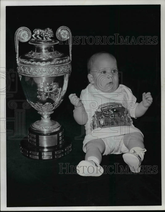 1975 MIchael Macken Jr. with Ohio Derby East India Cup.-Historic Images