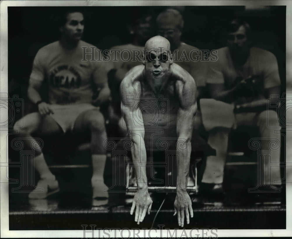 1984 Press Photo Tom Jager UCLA leaps from the starting blocks - cvb53063 - Historic Images