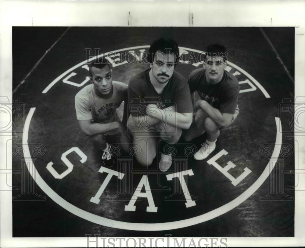 1990 Press Photo Jim Lightner, 126 lbs., Jeff Scherma Heavy and Matt Peters- Historic Images