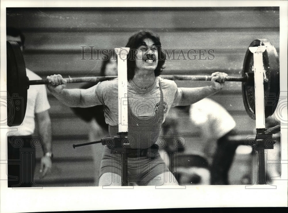 1981 Press Photo Powerlifting tournament-Rich Vows, 24, of 20830 N Vine, Euclid - Historic Images