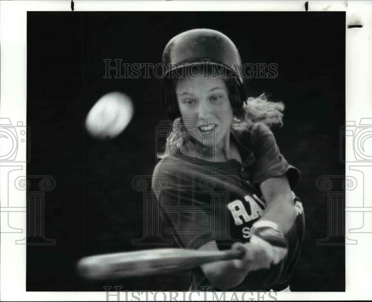 1990 Press Photo Robyn Shimelonis makes contact - cvb55245 - Historic Images