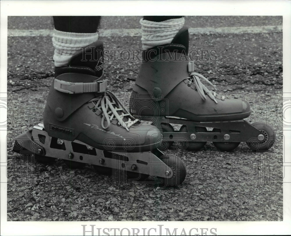 1991 Press Photo David Tarry, skating with rollerblade skates - cvb55260 - Historic Images