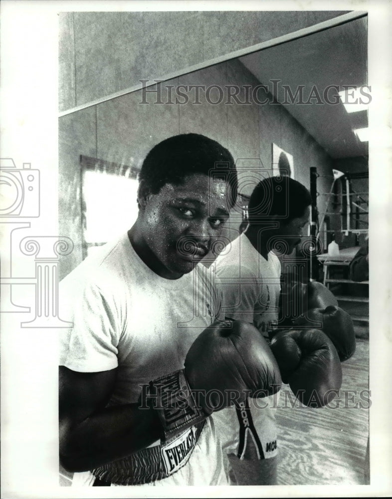 1985 Press Photo Don King&#39;s training camp - cvb55494 - Historic Images