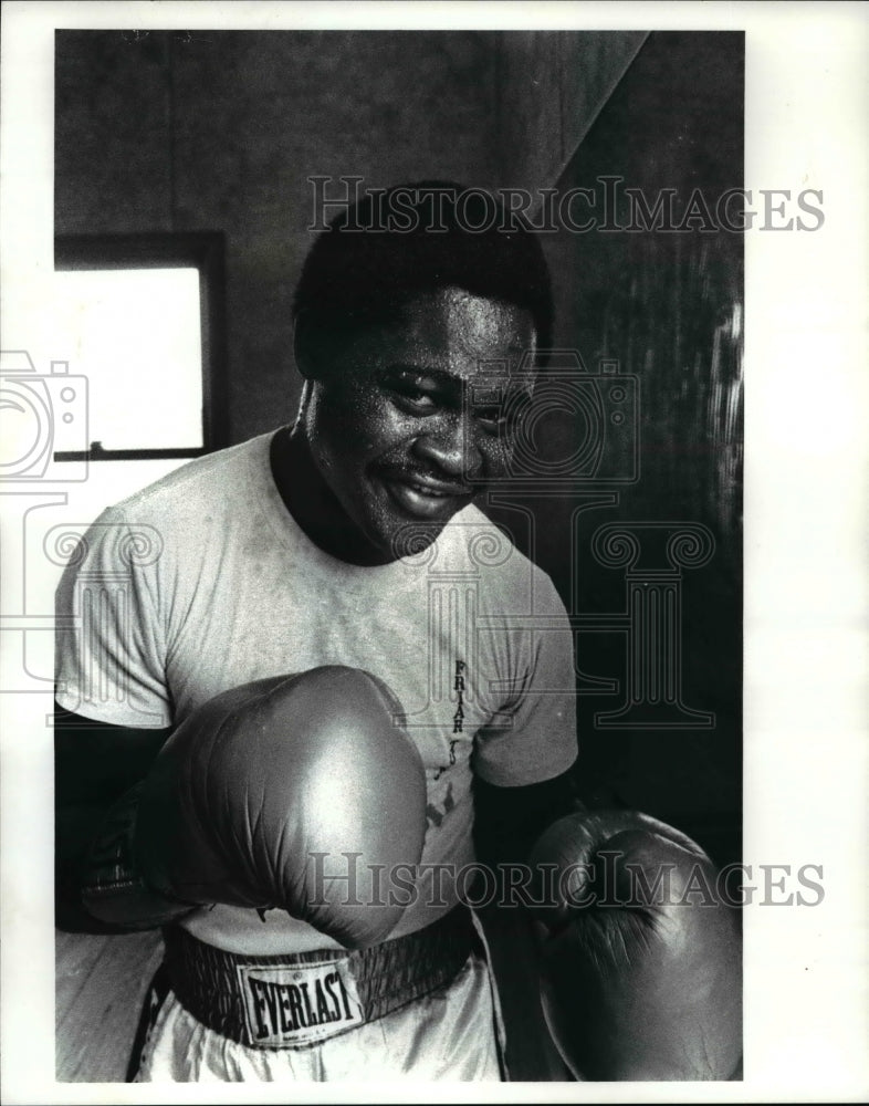 1985 Press Photo Don King&#39;s training camp - cvb55498 - Historic Images