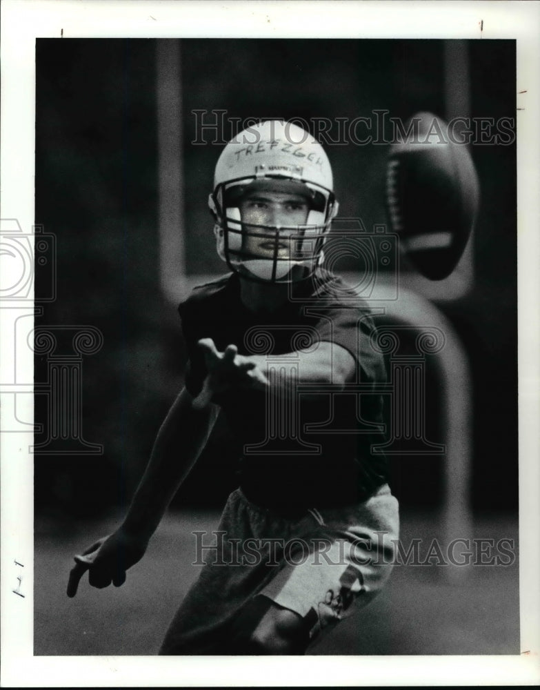 1991 Press Photo LC Quarterback Rick Trefzger - cvb55709 - Historic Images