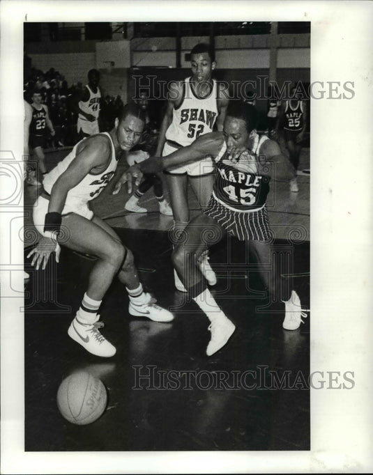 Press Photo Basketball Scene - cvb55972- Historic Images
