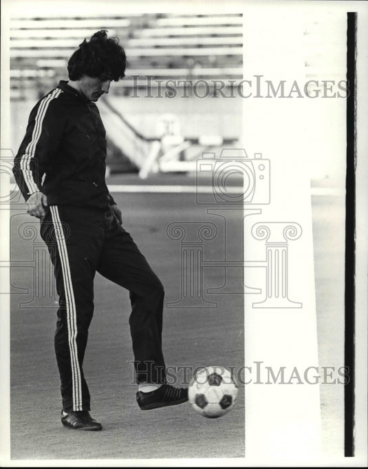 1981 Press Photo Zoran Savic, forward with Cleveland Cobras soccer team - Historic Images