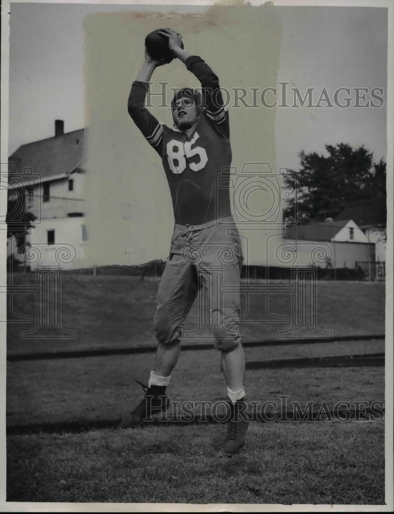 1951 Press Photo Frank Guzik, Football - cvb56399-Historic Images