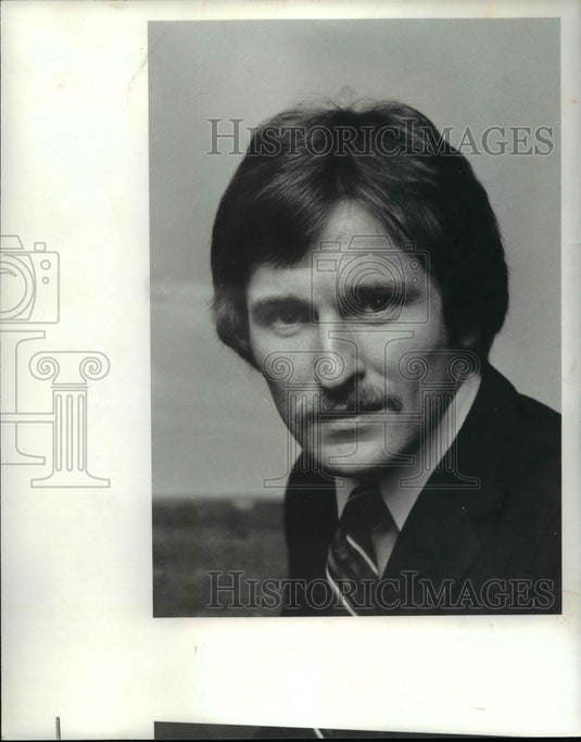Press Photo Cobra's Fullback Joe Howarth - cvb56424- Historic Images