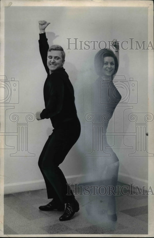 1966 Press Photo: Dick Blake & Gisela Feyerabend-Historic Images