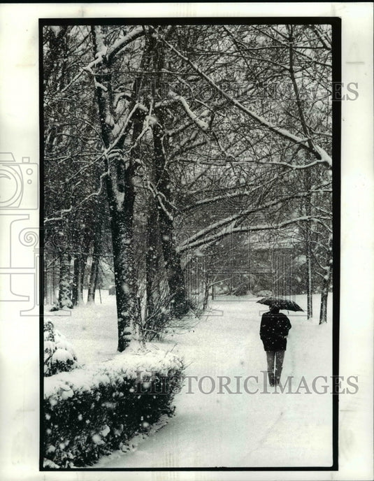 1987 Press Photo A commuter in University Heights - cvb56640 - Historic Images